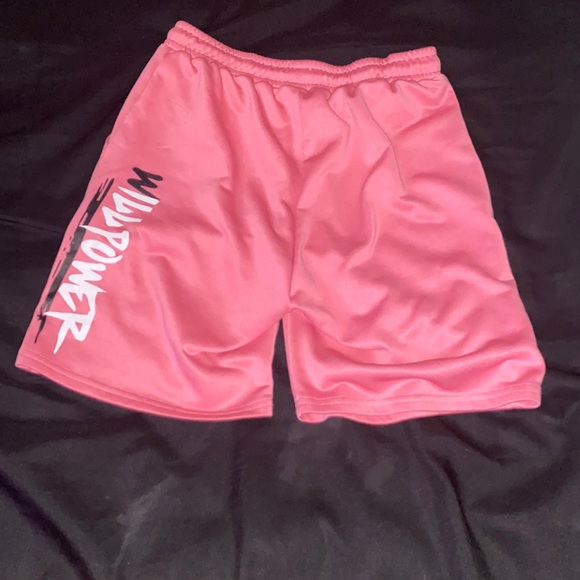 Shorts - Picture 2 of 3